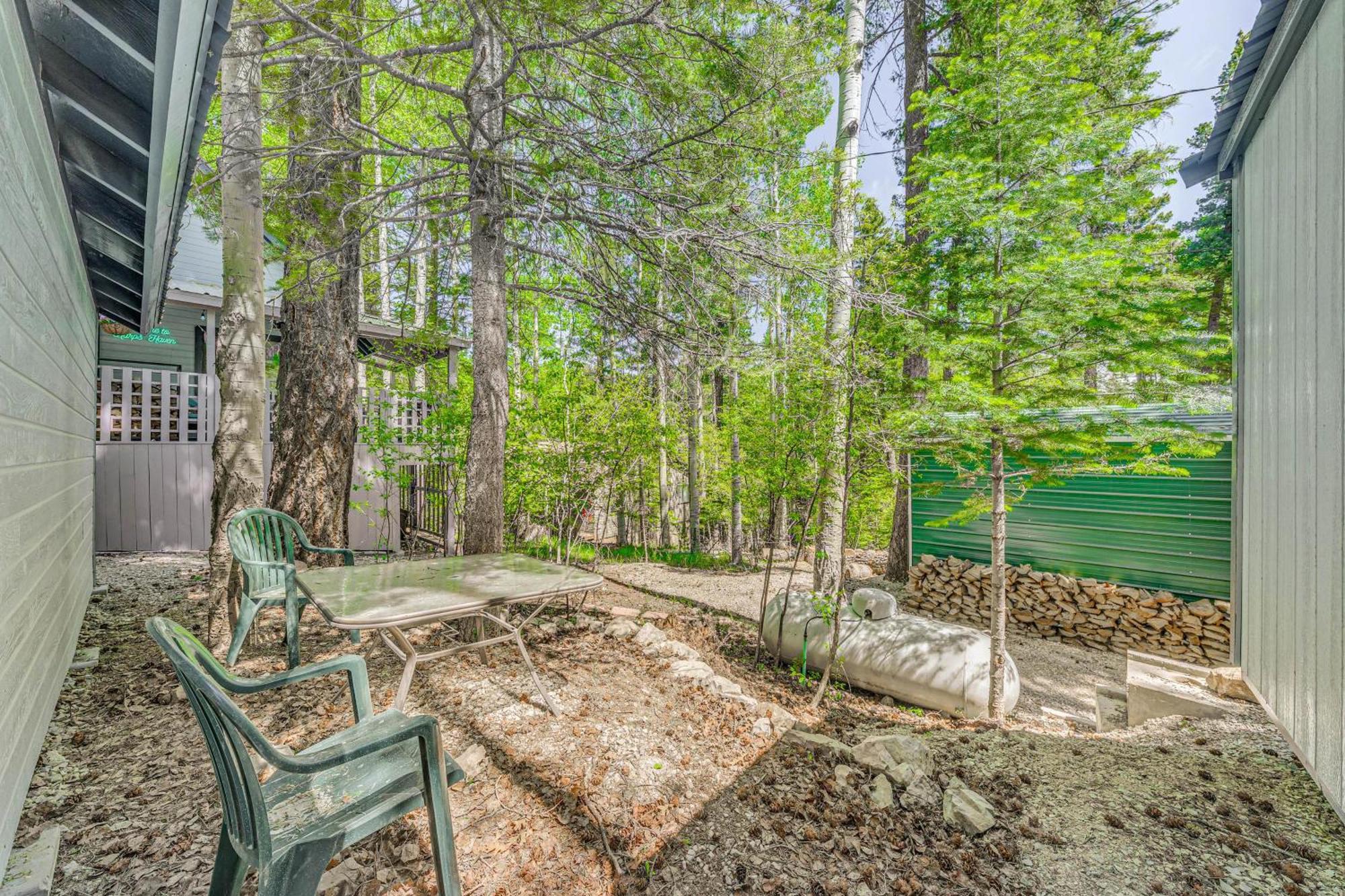 Quaint Cloudcroft Cabin With Stunning Forest Views! Luaran gambar